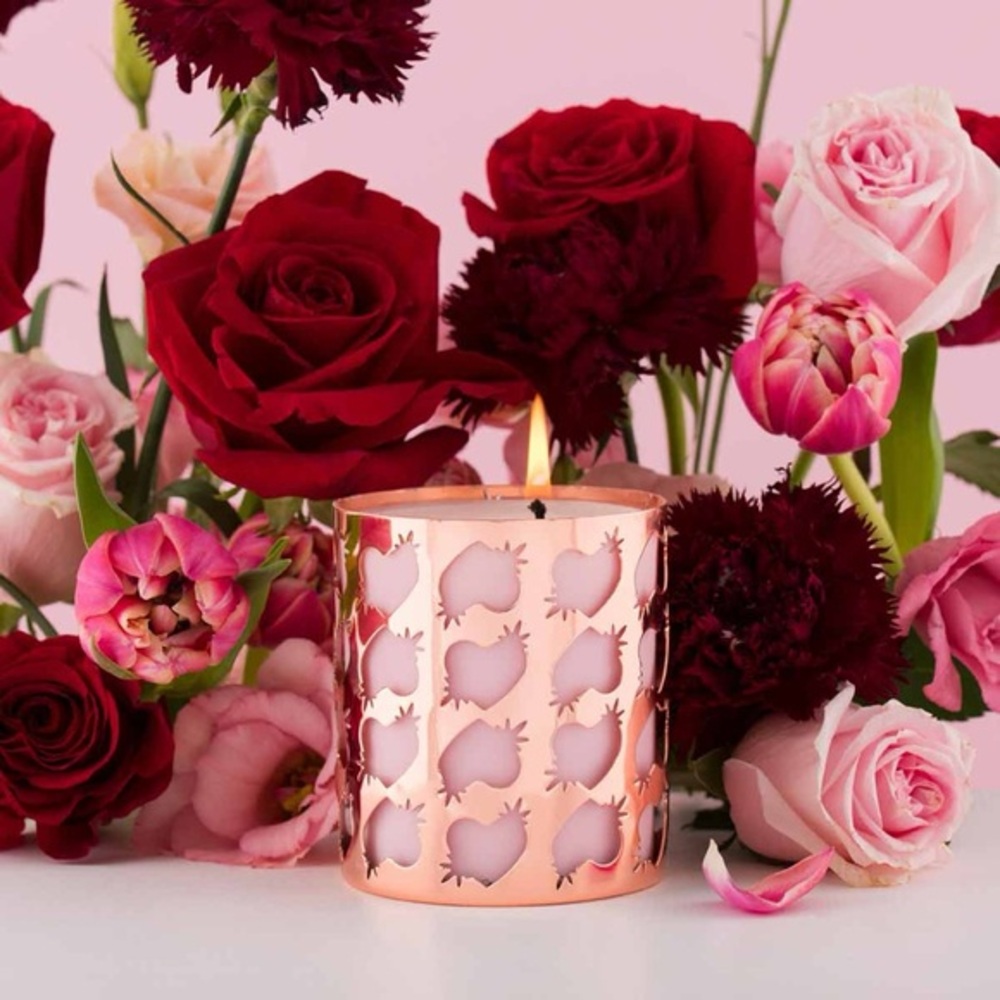 High On Love Sensual Massage Candle - Rose Bud New In Box